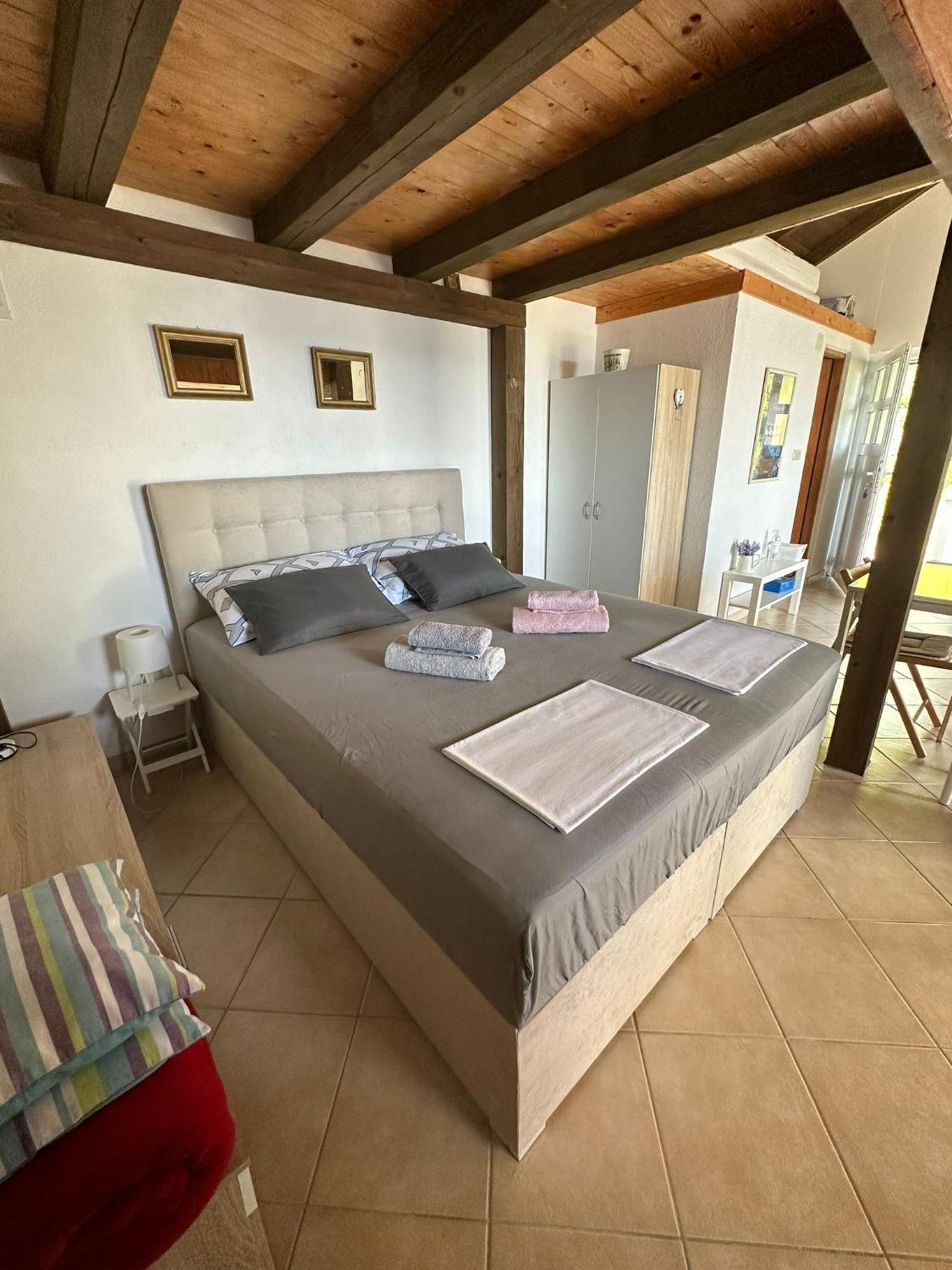 Villa Victor Babino Polje Exteriör bild